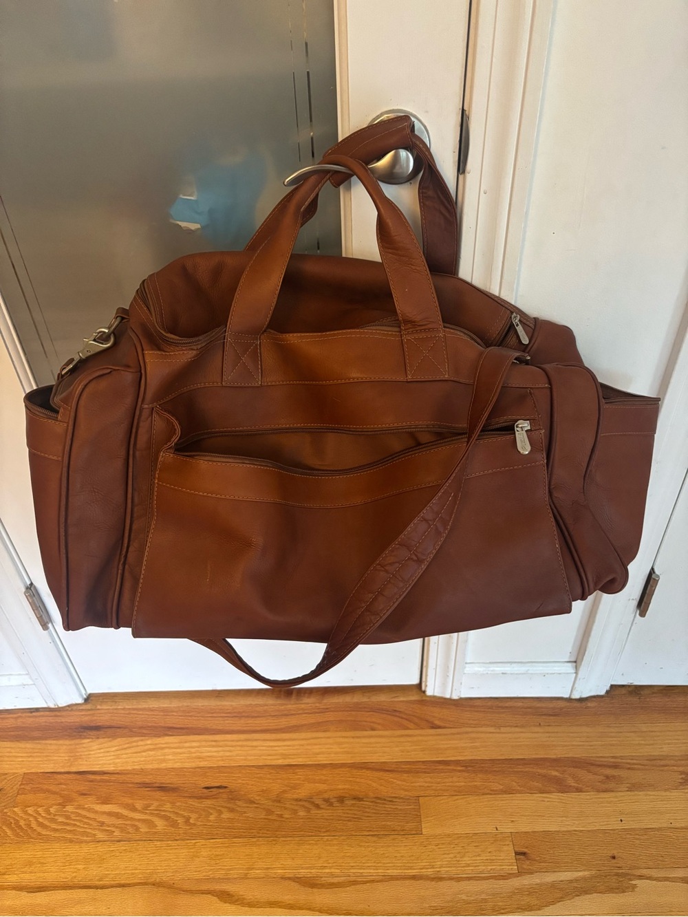 Men's Tan Leather Weekender Duffel Bag with Shoulder Strap